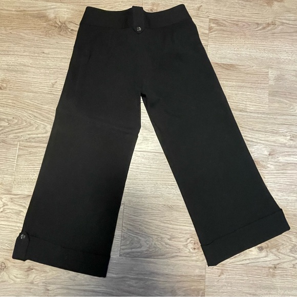 BEBE Y2K Vintage cropped pants. Size 2 - Picture 5 of 10